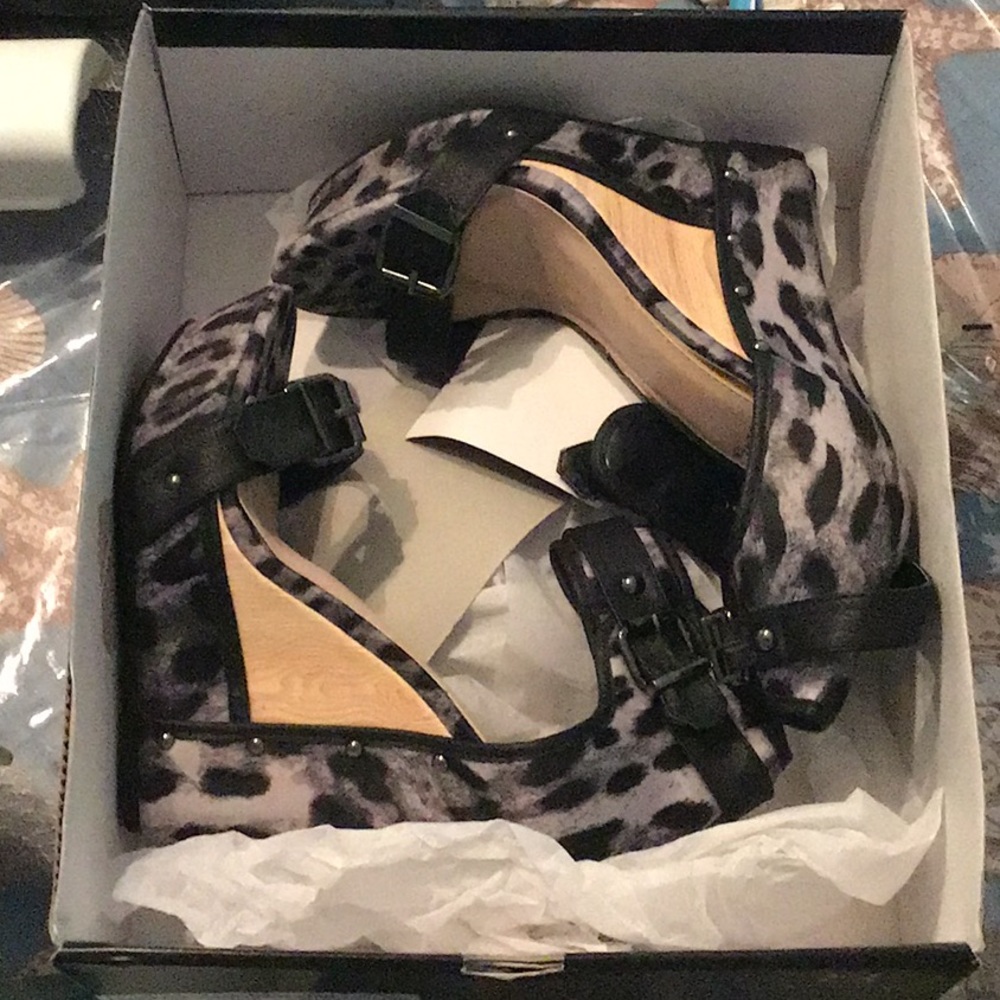 Wedges - Picture 3 of 3